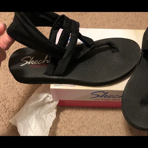 skechers yoga sandals